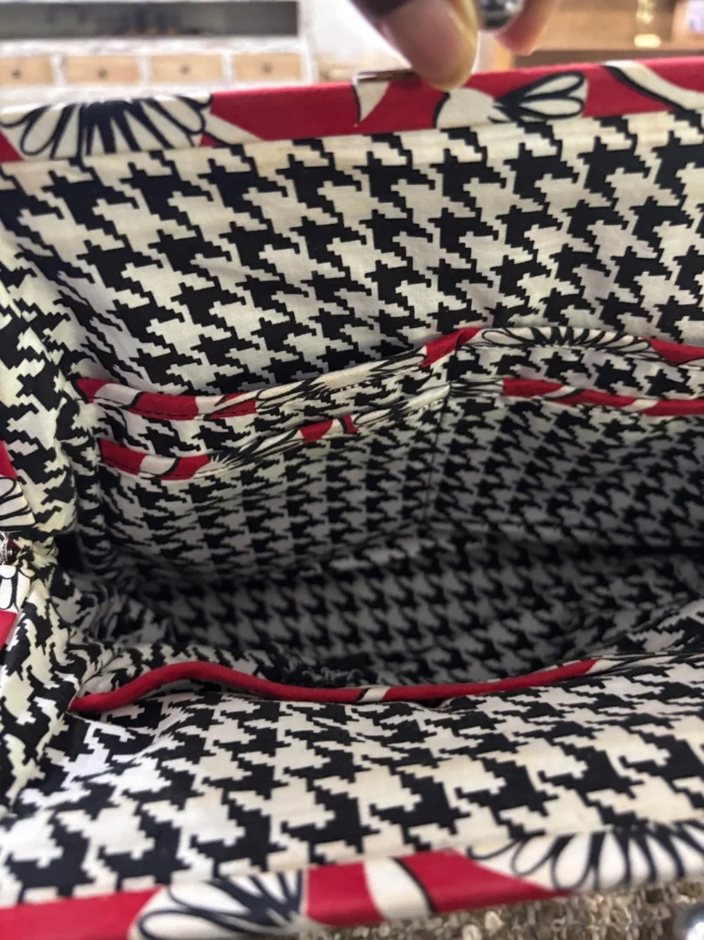 VERA BRADLEY RED DECO DAISY ALICE BOWLER Shoulder Bag‎